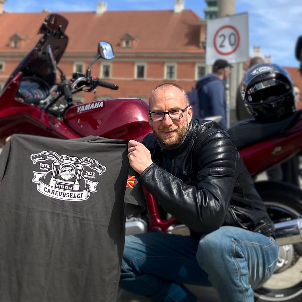 Адам Черски – контакт